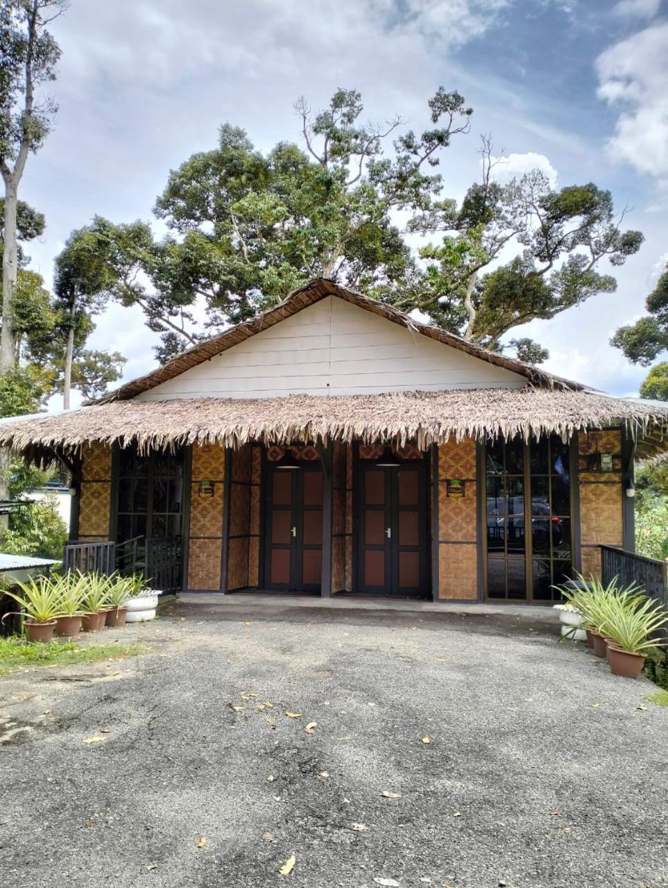 Resort D Rumah Bonda River View Kuala Kangsar Exteriör bild