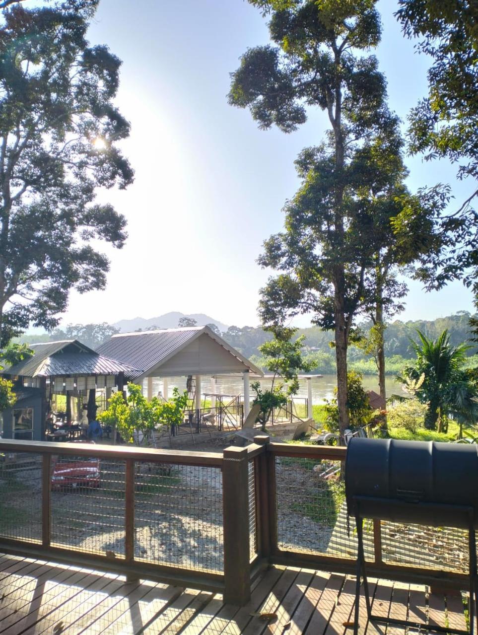 Resort D Rumah Bonda River View Kuala Kangsar Exteriör bild